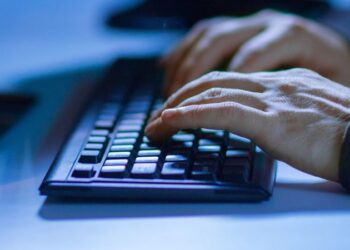 Kremlin-linked hackers tried to spy on oil firm in NATO country, researchers say