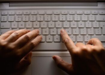 £80m will be lost to online fraud over 12 days of Christmas, says Labour