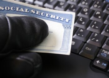 5 Quick and Easy Ways to Prevent Identity Theft Online